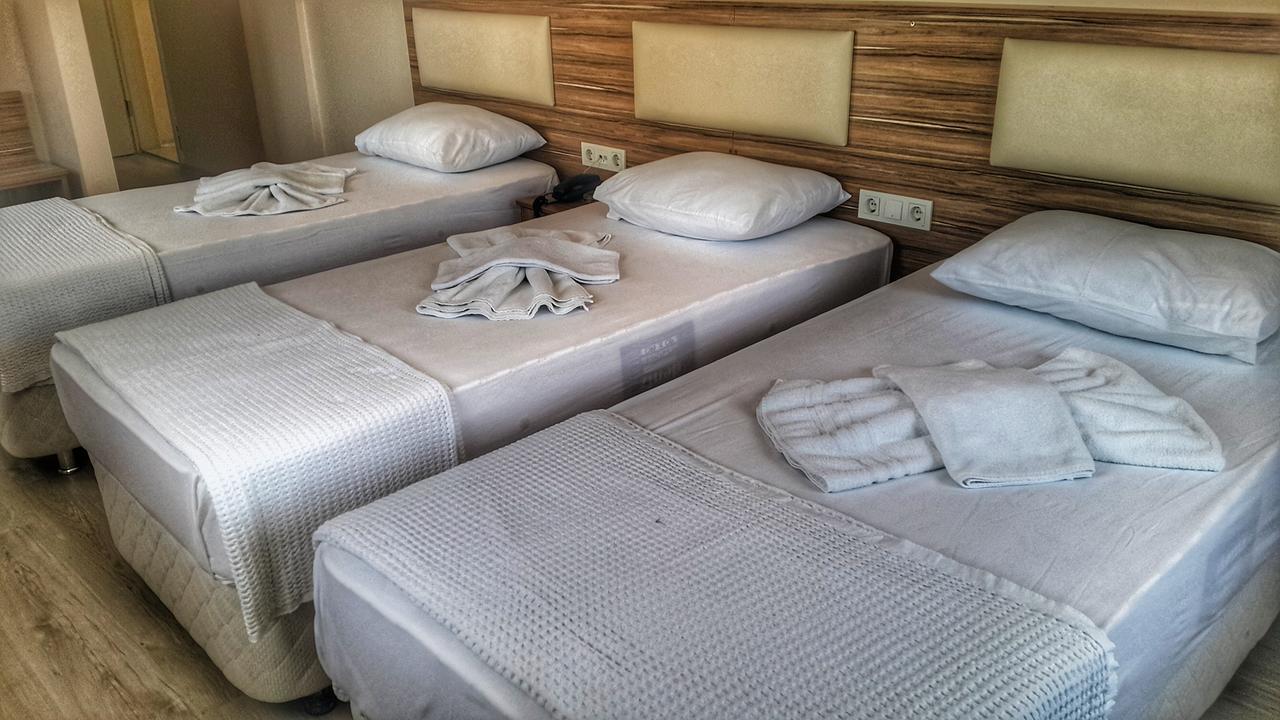 Aziz Arslan Hotel Ayvalik Luaran gambar